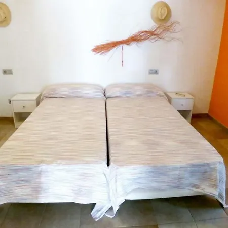 Ses Yucas Holiday home *